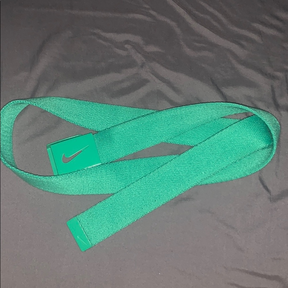 men’s NIKE golf belt